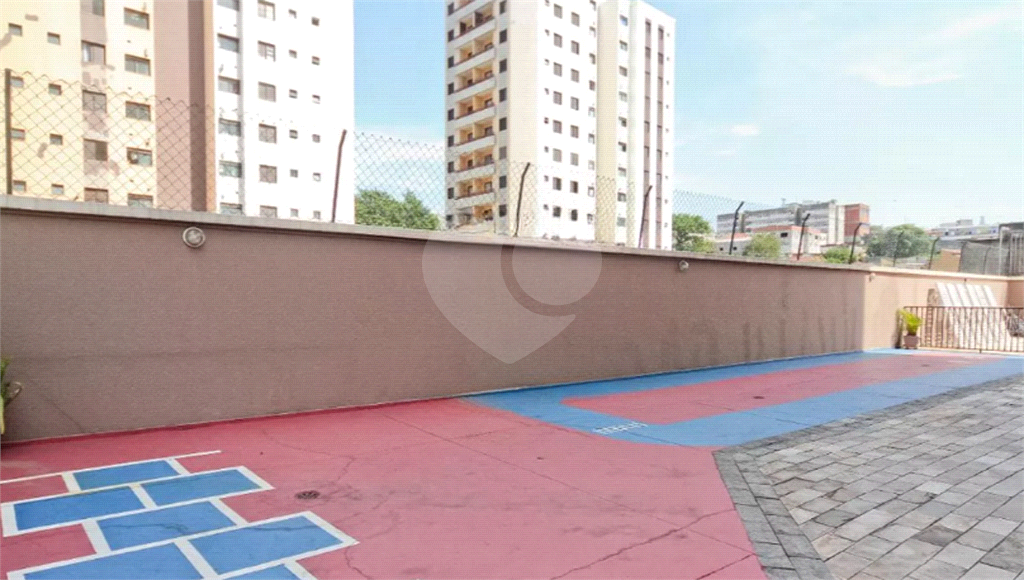 APARTAMENTO em CASA VERDE