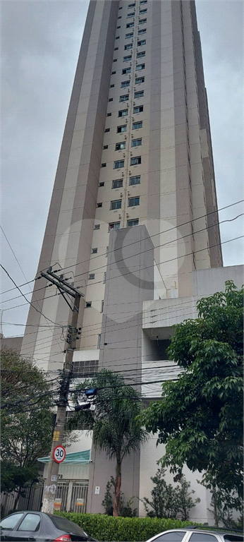 02 Dormitórios,01 vaga a 5minutos do Metrô