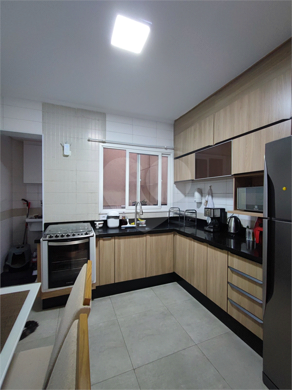 Casa á Venda Condominio | 2 dorm sendo 2 suites | 70m²  1 vaga Vila  Guacá