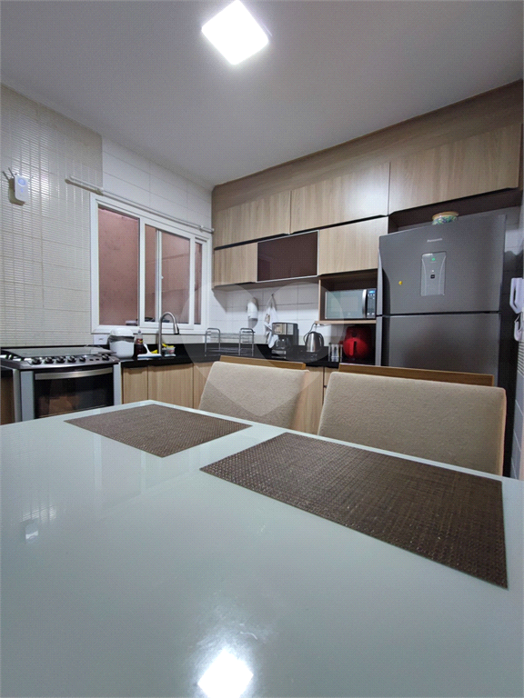 Casa á Venda Condominio | 2 dorm sendo 2 suites | 70m²  1 vaga Vila  Guacá