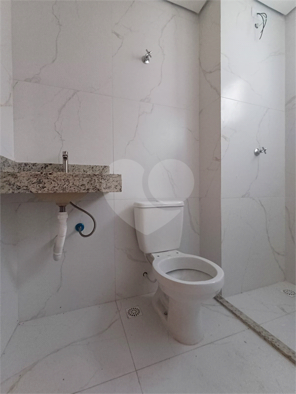 Apartamento novo à venda 27m² com 1 dormitório, 1 banheiro, sala bem iluminada e planta inteligente