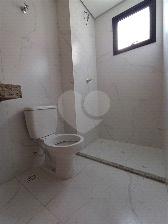 Apartamento novo à venda 27m² com 1 dormitório, 1 banheiro, sala bem iluminada e planta inteligente
