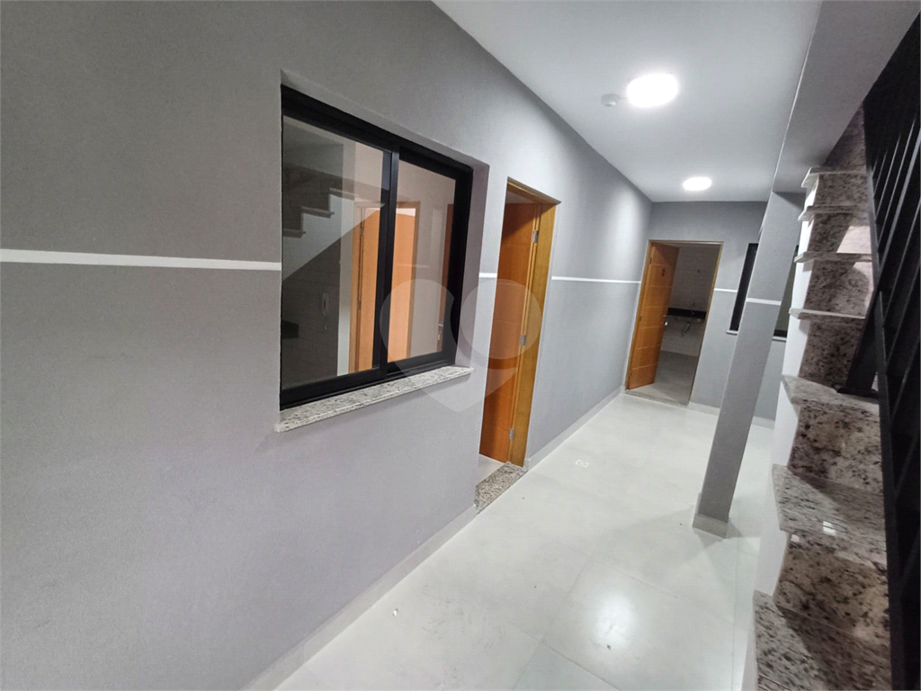Apartamento novo à venda 27m² com 1 dormitório, 1 banheiro, sala bem iluminada e planta inteligente