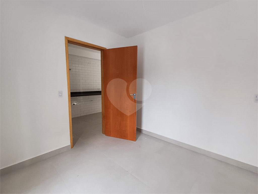 Apartamento novo à venda 29m² com 1 dormitório, 1 banheiro, sala bem iluminada e planta inteligente
