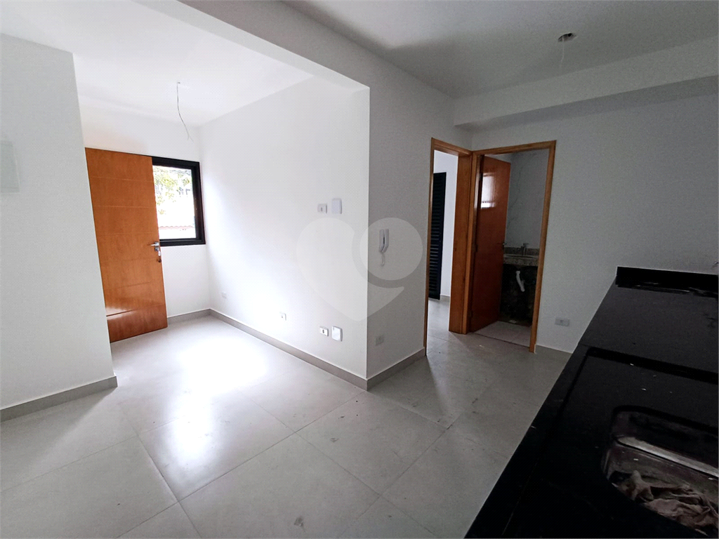 Apartamento novo à venda 29m² com 1 dormitório, 1 banheiro, sala bem iluminada e planta inteligente