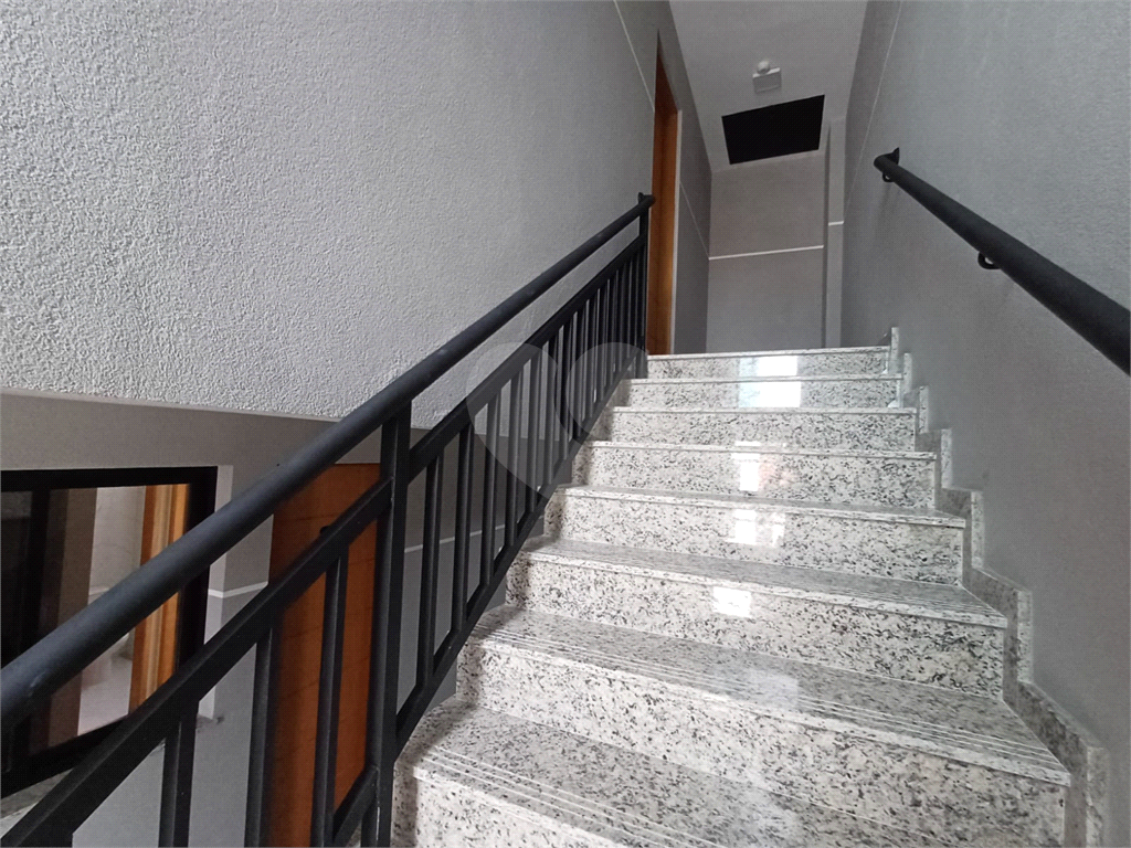 Apartamento novo à venda com 115m²  2 dormitório,1 suíte,  1 banheiro, sala bem iluminada e planta inteligente