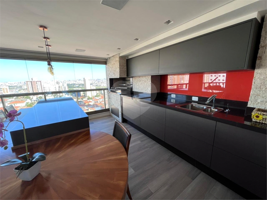 Apartamento Alto Padrão à Venda em Santana – 250m² | 4 Suítes | 6 Vagas