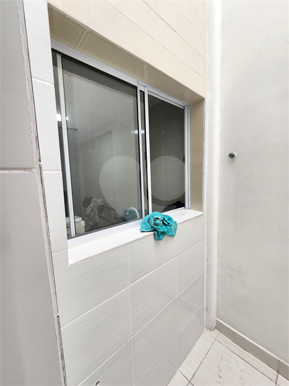 Sobrado com 3 dormitórios 1 suíte 3 banheiros 1 sala  na Rua Amaniú -  Parada Inglesa São Paulo