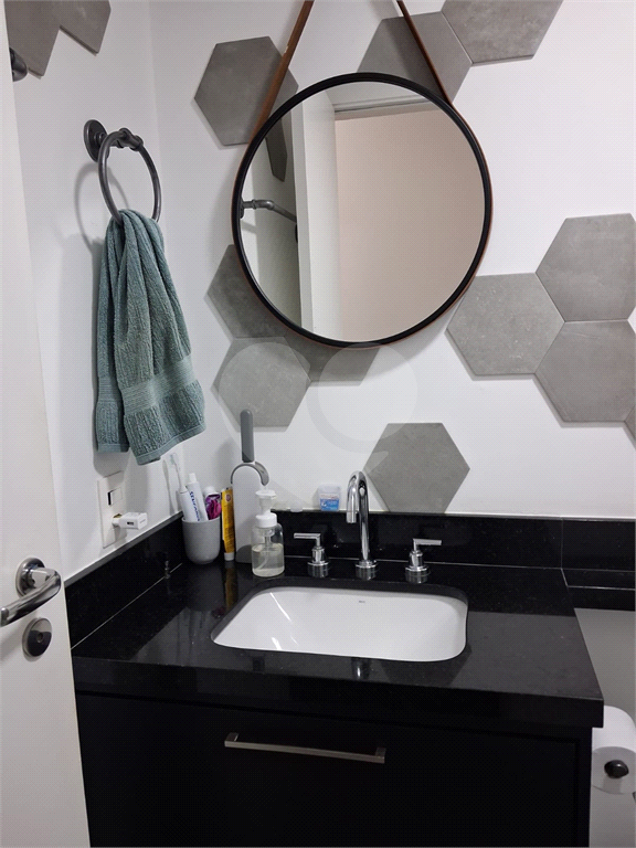 APARTAMENTO em PERDIZES