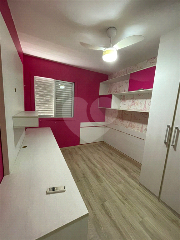 Apartamento à venda com 2 quartos, 57m² - Foto 3