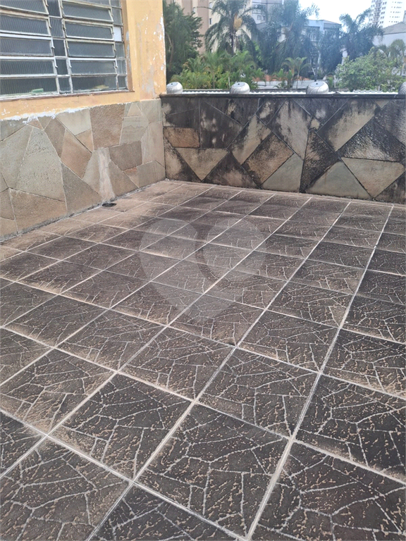 TERRENO  NO TUCURUVI  COM 184 M2 -+COM CASA VELHA PROXIMO AO METRO 