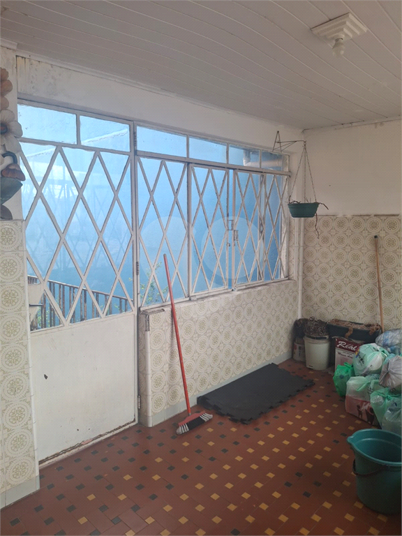 TERRENO  NO TUCURUVI  COM 184 M2 -+COM CASA VELHA PROXIMO AO METRO 