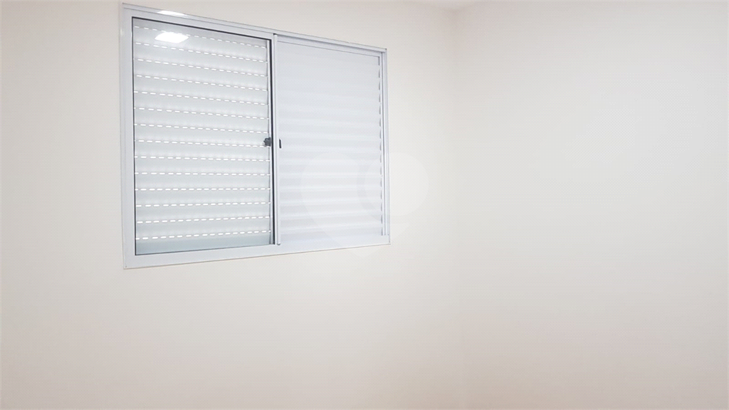 Apartamento Térreo com 2 Quartos em Condomínio com Lazer e Segurança - Trivialli
