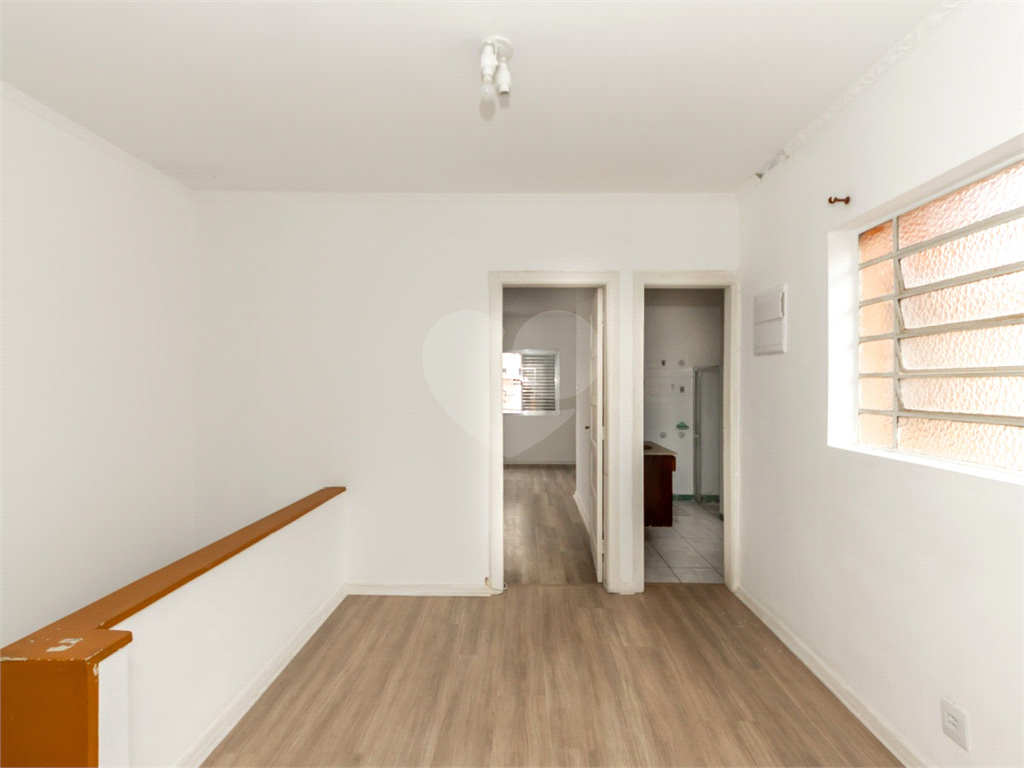 Casa à venda com 3 dormitórios e 2 suítes em Santana, próximo à Av. Braz Leme