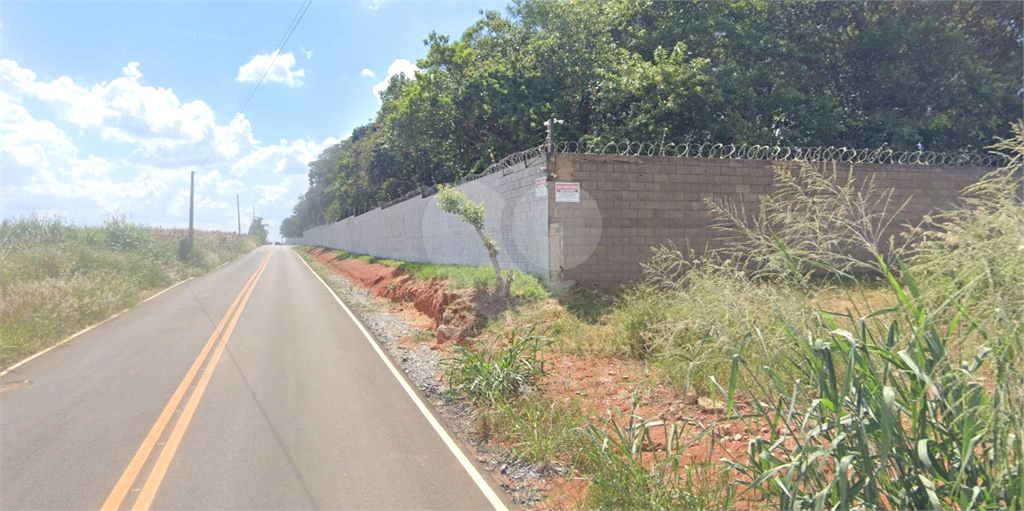 Terreno para venda na Cidade de Artur Nogueira em condomínio fechado.