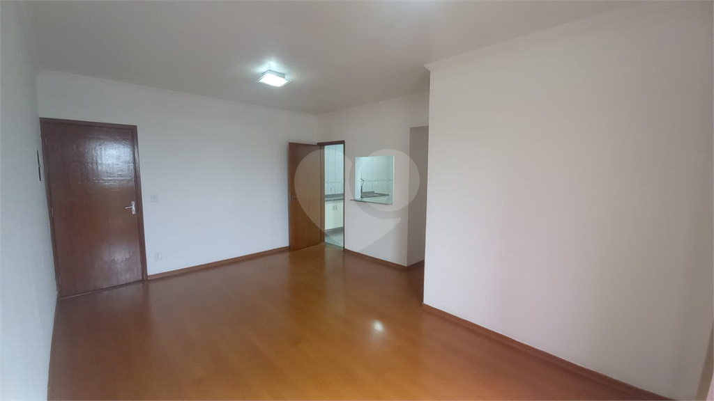 Apartamento à venda com 2 quartos, 68m² - Foto 8