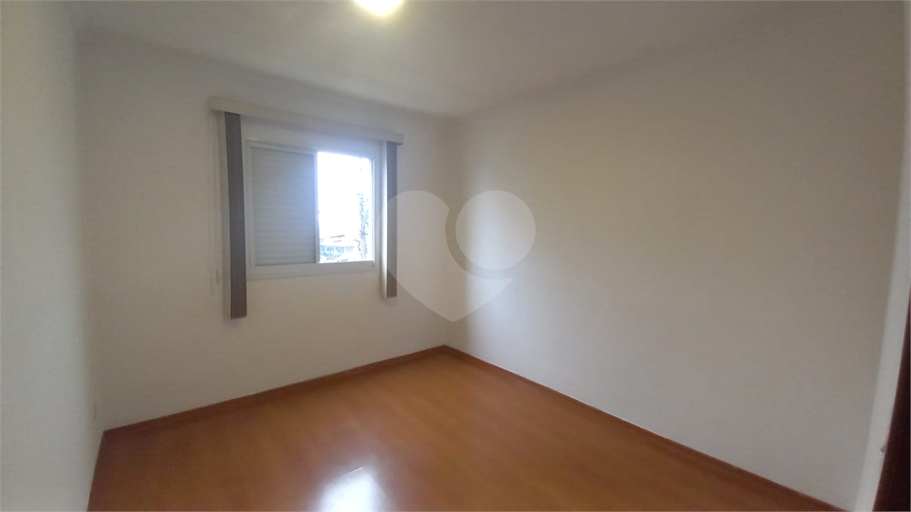 Apartamento à venda com 2 quartos, 68m² - Foto 19