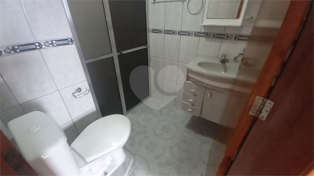Apartamento à venda com 2 quartos, 68m² - Foto 25