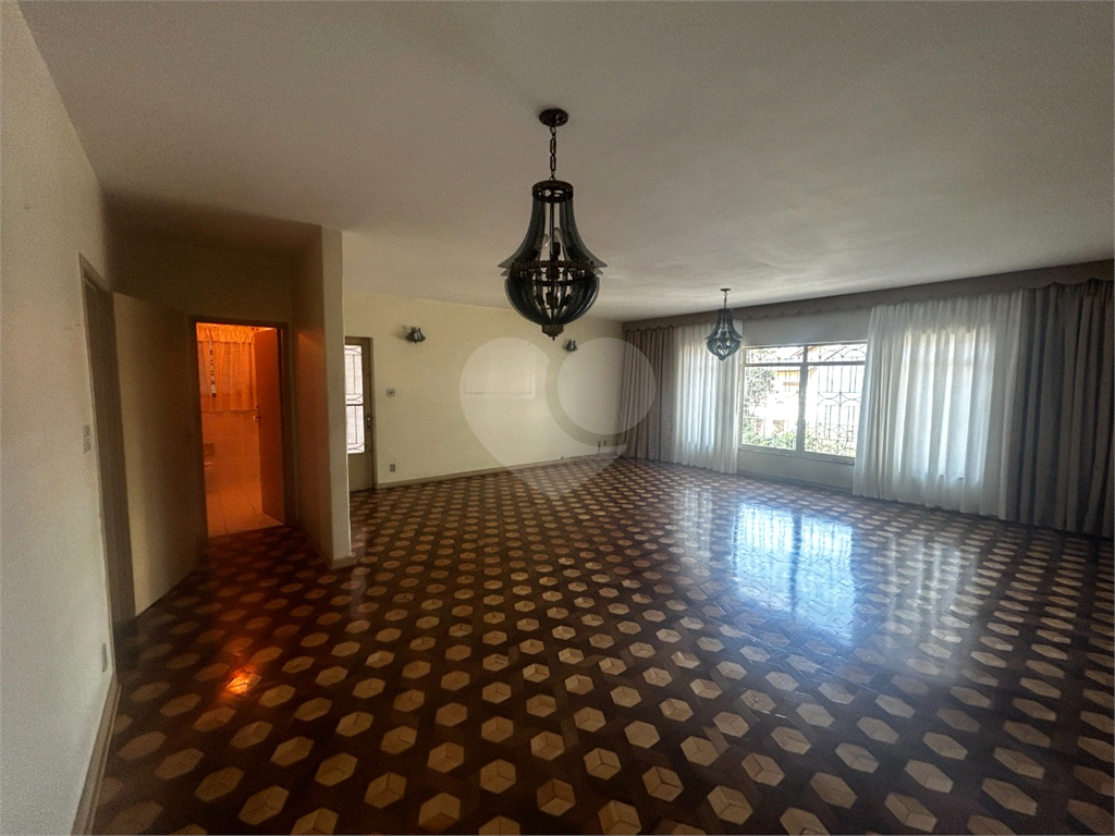 Casa térrea com 4 dormitórios no Jardim Floresta (Tucuruvi)