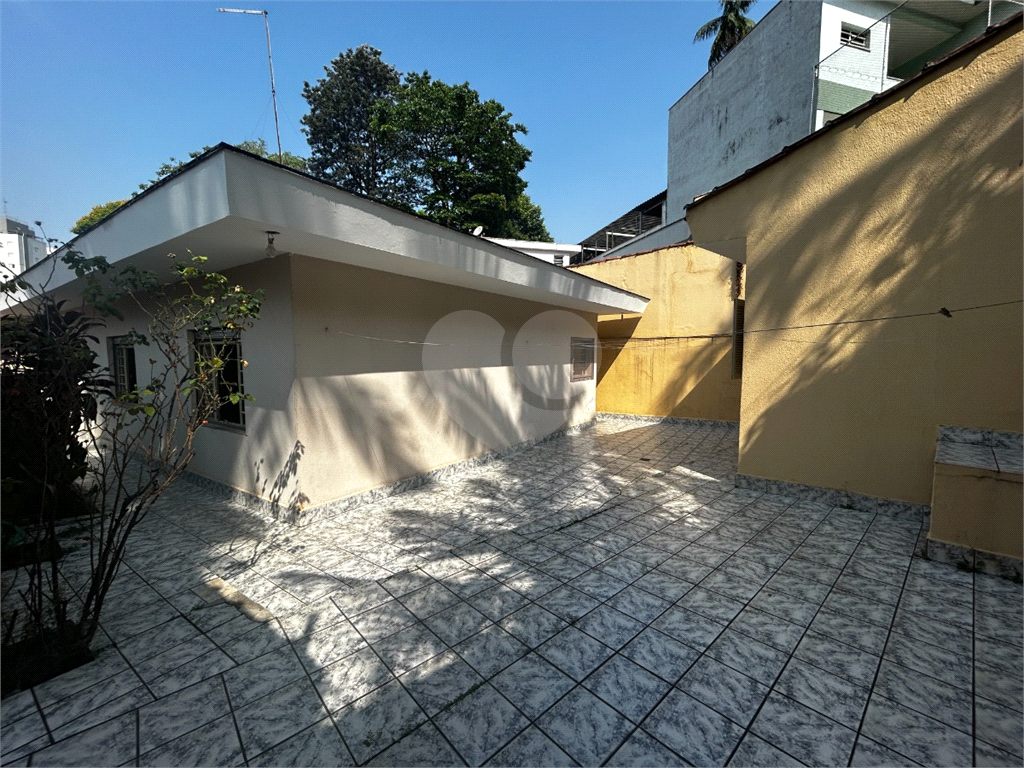 Casa térrea com 4 dormitórios no Jardim Floresta (Tucuruvi)