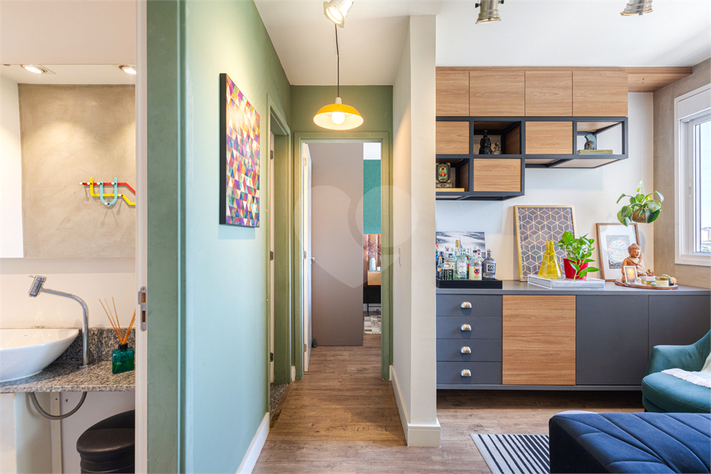 APARTAMENTO À VENDA COM 1 QUARTO - 1 VAGA NA VILA ANÁSTACIO