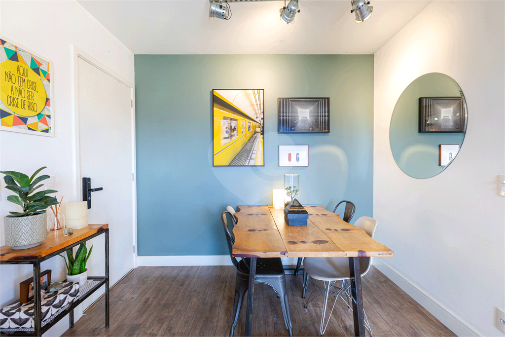 APARTAMENTO À VENDA COM 1 QUARTO - 1 VAGA NA VILA ANÁSTACIO
