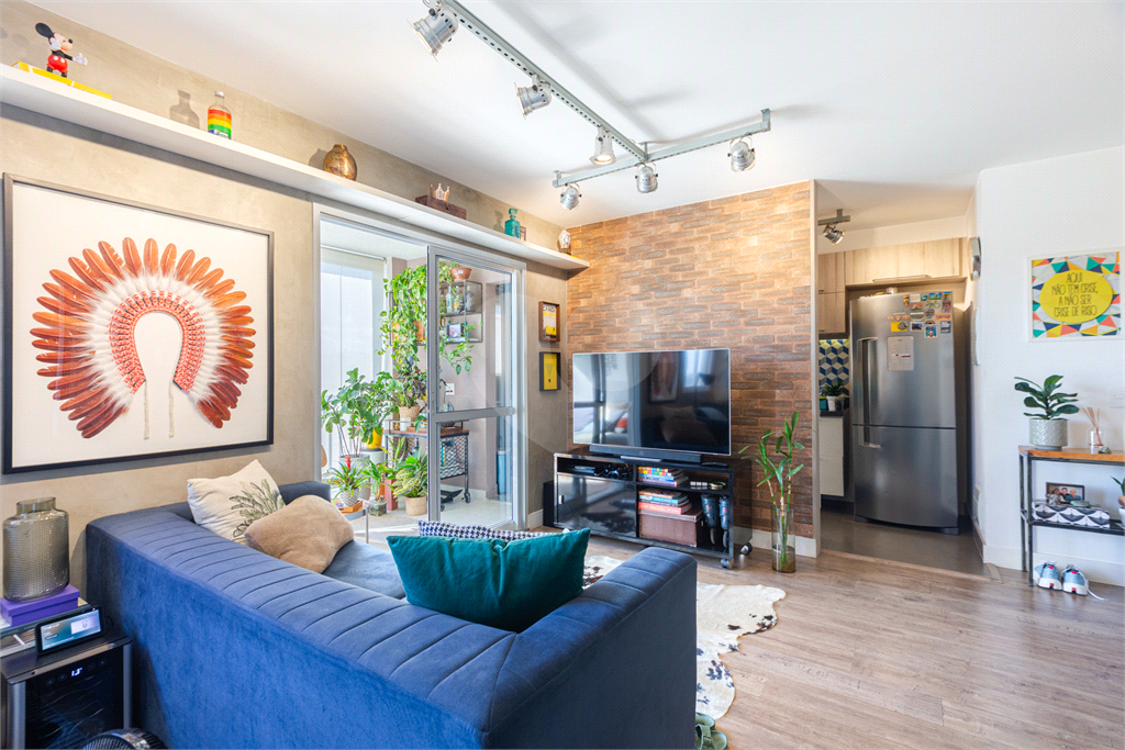 APARTAMENTO À VENDA COM 1 QUARTO - 1 VAGA NA VILA ANÁSTACIO