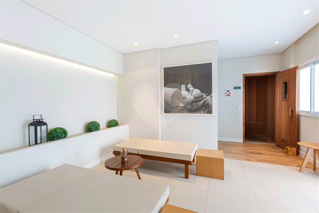 APARTAMENTO À VENDA COM 1 QUARTO - 1 VAGA NA VILA ANÁSTACIO