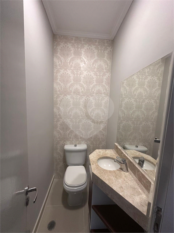 Casa de Condomínio com piscina à venda - conforto e segurança em um só lugar