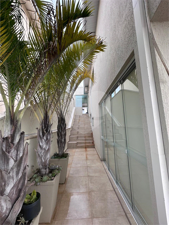 Casa de Condomínio com piscina à venda - conforto e segurança em um só lugar