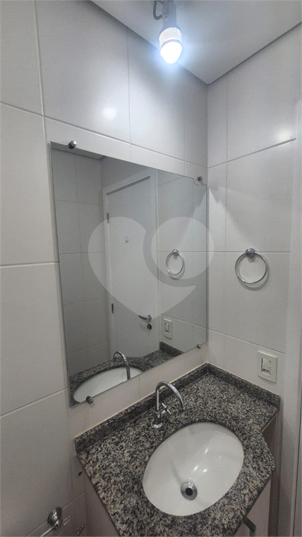 Apartamento para alugar com 3 quartos, 80m² - Foto 7