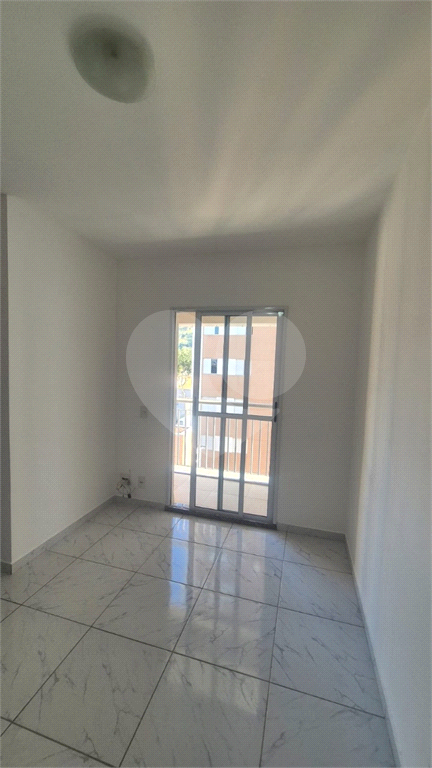 Apartamento para alugar com 3 quartos, 80m² - Foto 11