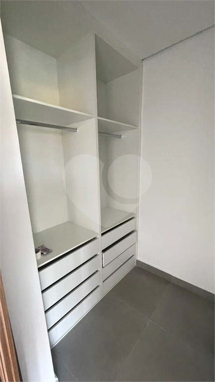 Casa de Condomínio para alugar com 3 quartos, 348m² - Foto 15