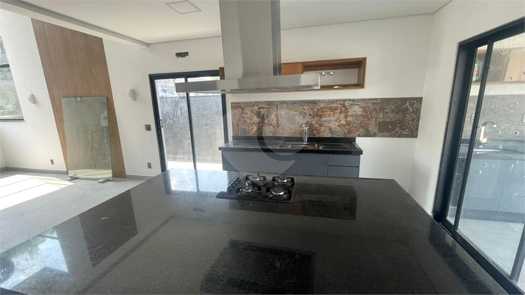 Casa de Condomínio para alugar com 3 quartos, 348m² - Foto 10