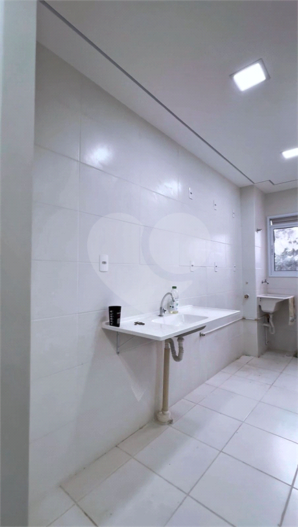 Apartamento à venda com 2 quartos, 47m² - Foto 3