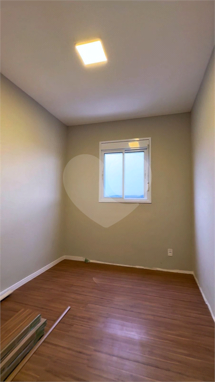 Apartamento à venda com 2 quartos, 47m² - Foto 2