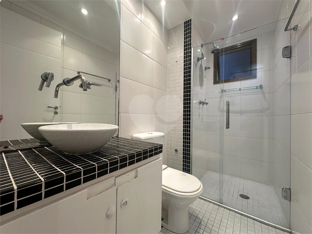 APARTAMENTO em SANTANA