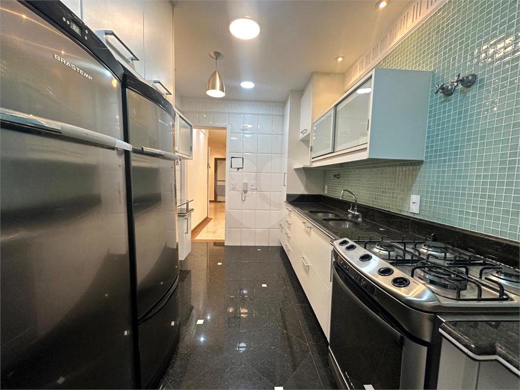 APARTAMENTO em SANTANA
