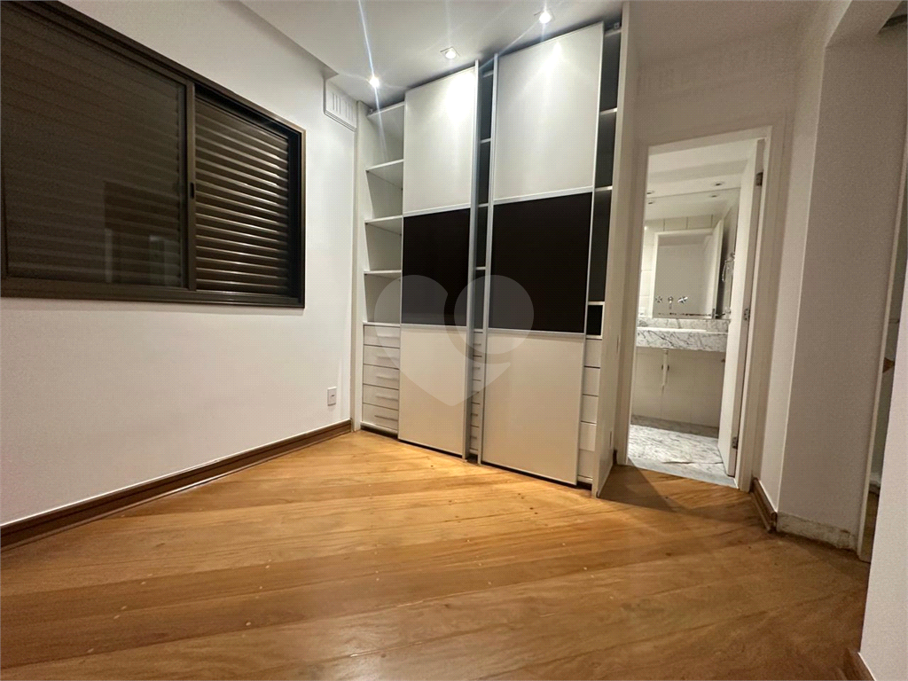 APARTAMENTO em SANTANA
