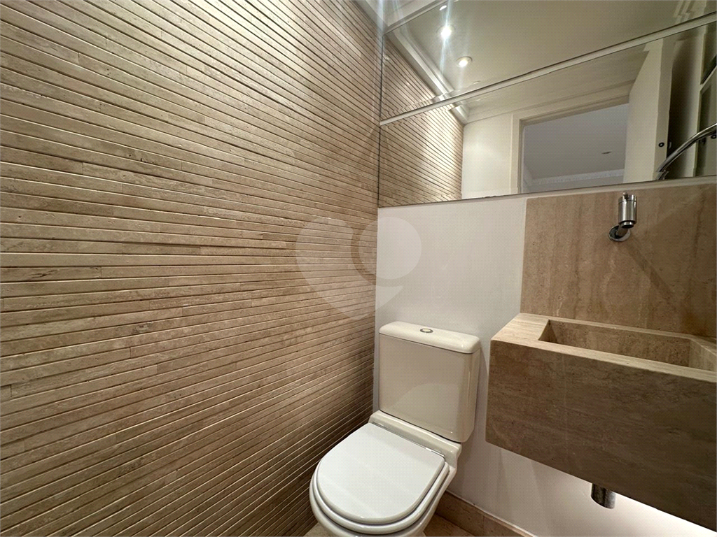 APARTAMENTO em SANTANA