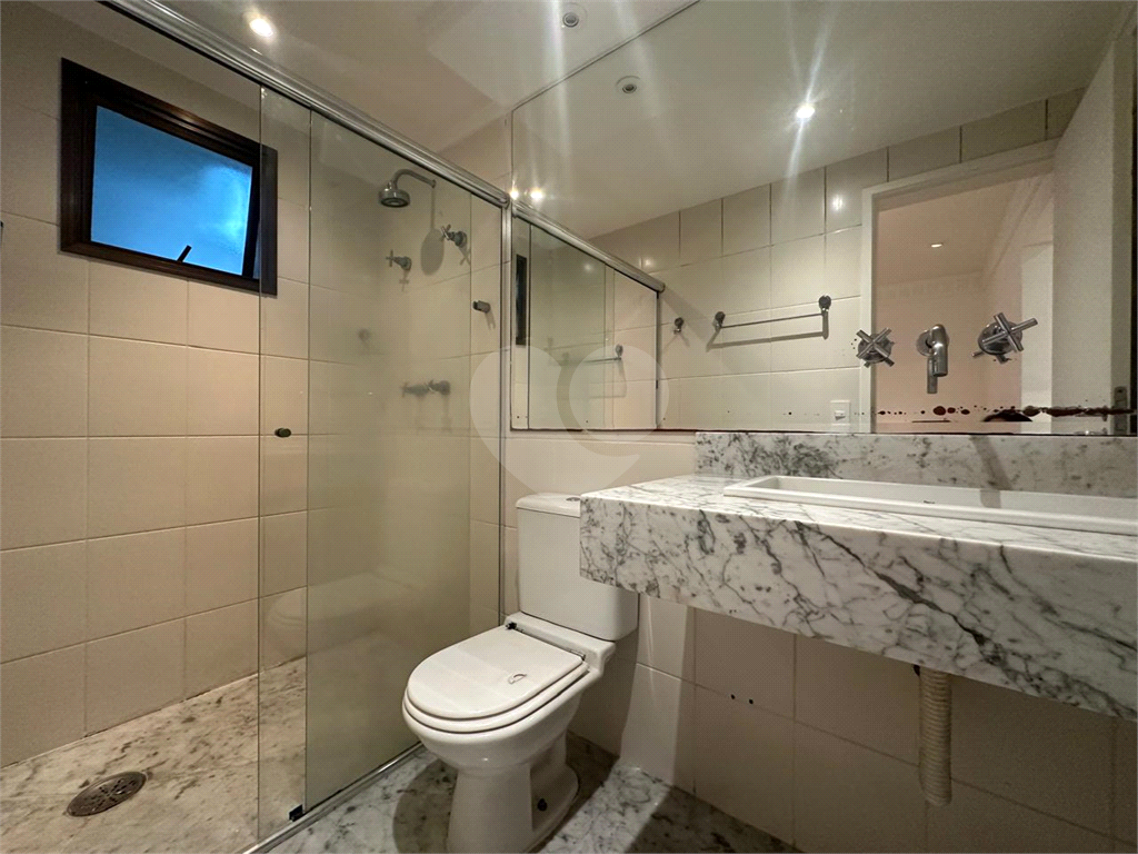 APARTAMENTO em SANTANA