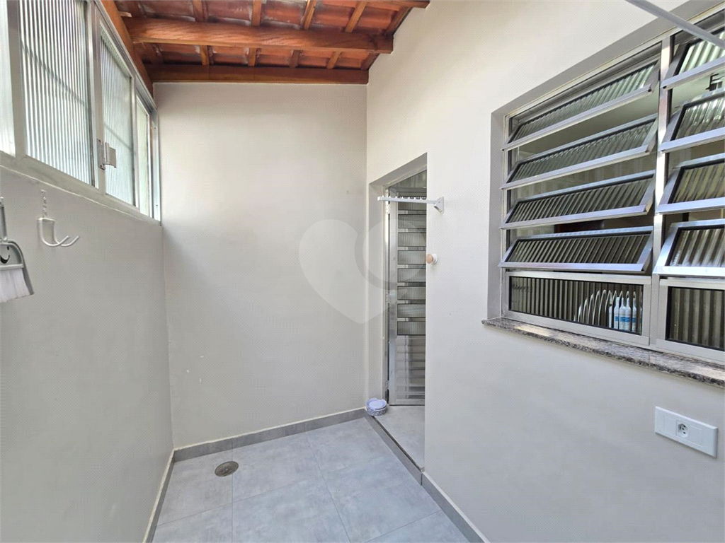 Casa em Condomínio Fechado 
