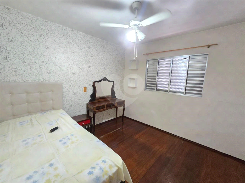 Casa em Condomínio Fechado 