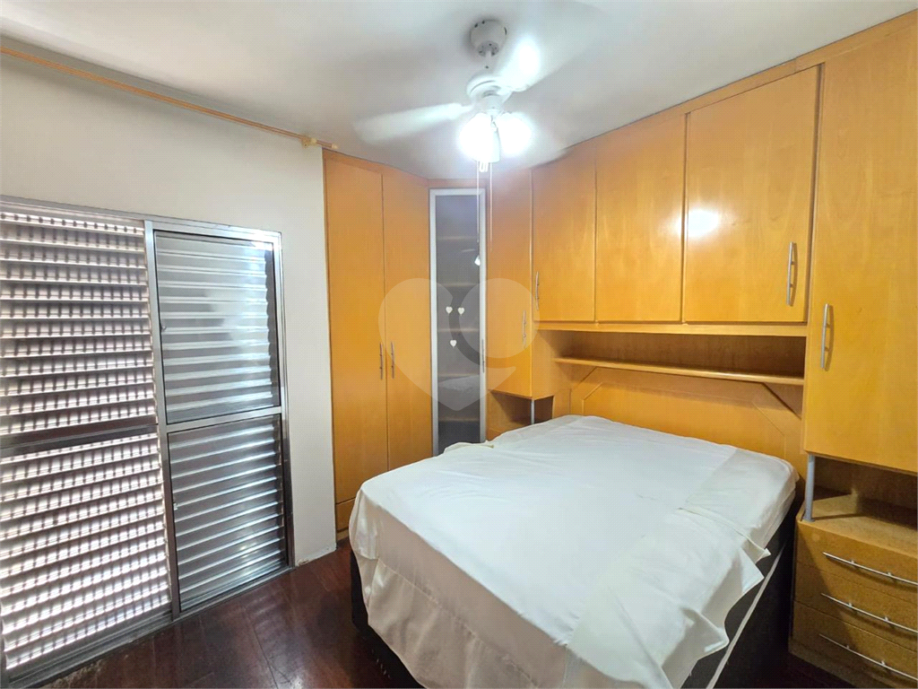 Casa em Condomínio Fechado 