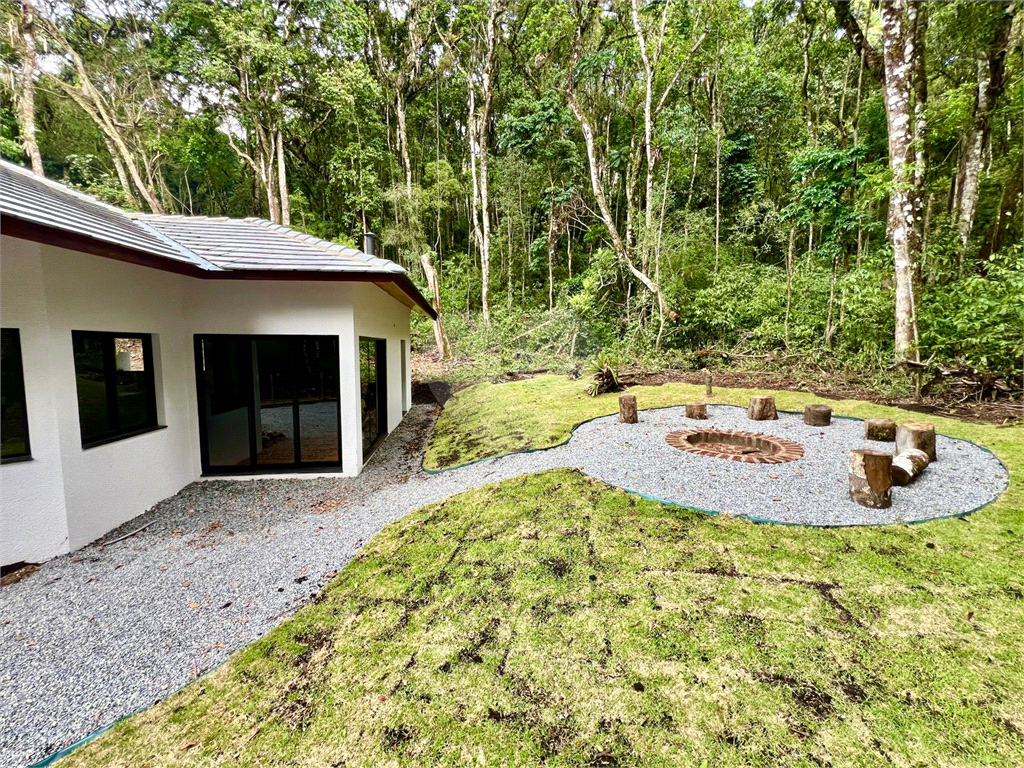 Casa nova à venda em Monte Verde-MG em terreno de 3.900m² 