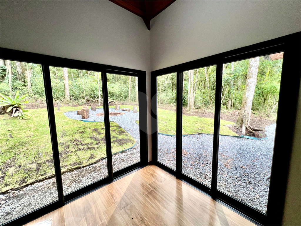 Casa nova à venda em Monte Verde-MG em terreno de 3.900m² 