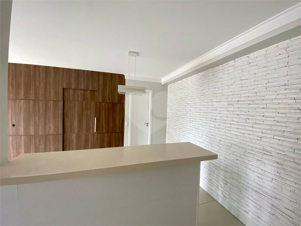 APARTAMENTO em ANÁLIA FRANCO