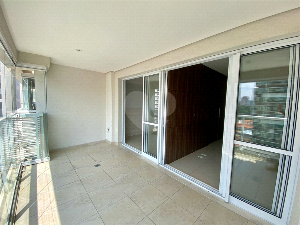 APARTAMENTO em ANÁLIA FRANCO