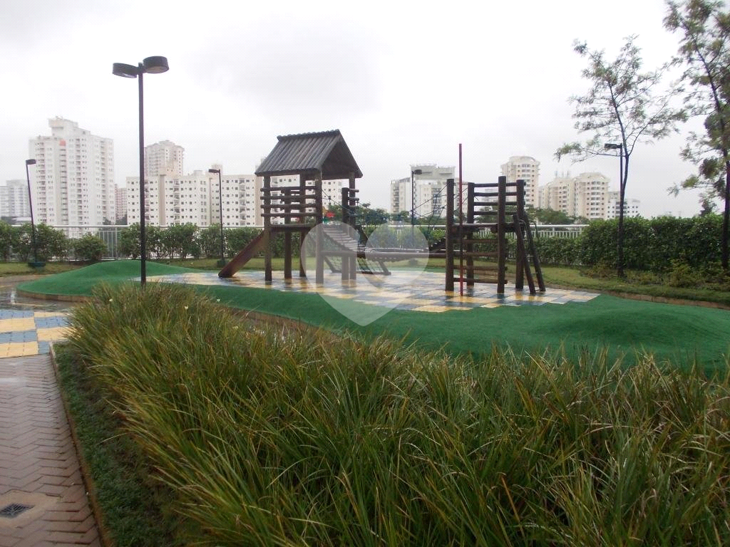 APARTAMENTO em MANDAQUI