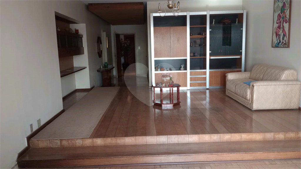 APARTAMENTO 3 DORMITÓRIOS À VENDA EM HIGIENÓPOLIS VENDER